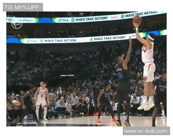 布克首节手感不佳仅得5分投篮命中率低迷影响比赛表现